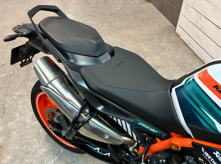 Мотоцикл KTM 890 DUKE R з пробігом 52436 km