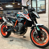 Мотоцикл KTM 890 DUKE R з пробігом 52436 km
