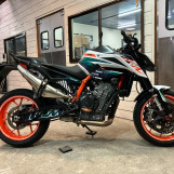 Мотоцикл KTM 890 DUKE R з пробігом 52436 km