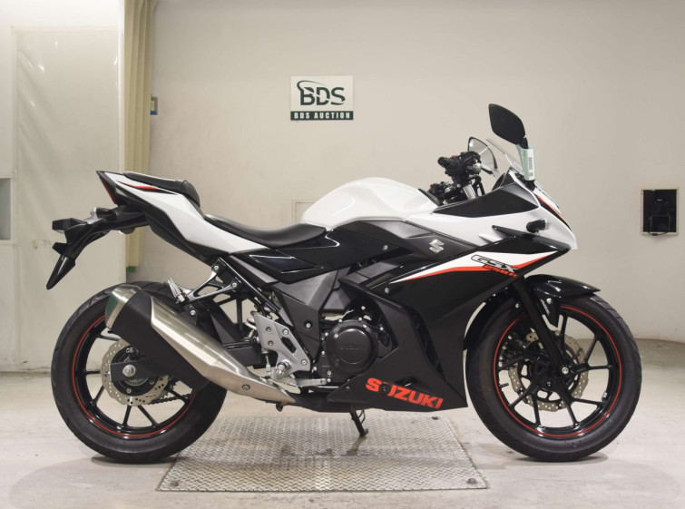 Мотоцикл Suzuki GSX250R с пробегом 7313 km