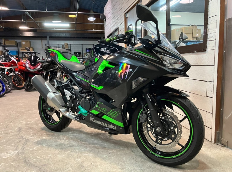 Мотоцикл Kawasaki NINJA400 з пробігом 38135 km
