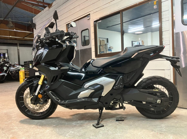 Мотоцикл Honda X-ADV750 з пробігом 15489 km