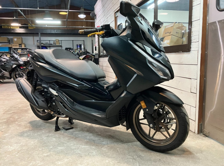 Мотоцикл Honda FORZA з пробігом 9183 km