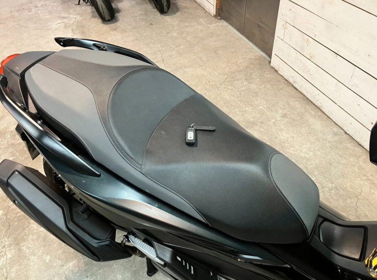 Мотоцикл Honda FORZA з пробігом 9183 km