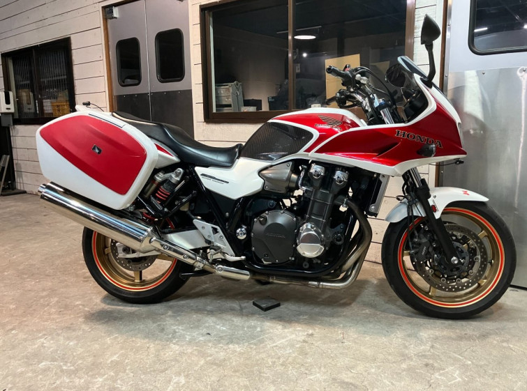 Мотоцикл Honda CB1300SF с пробегом 47468 km