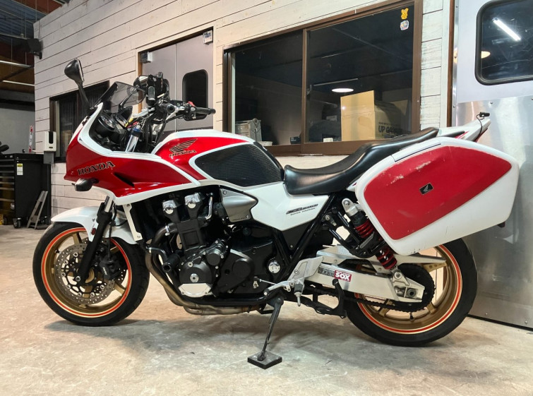 Мотоцикл Honda CB1300SF с пробегом 47468 km