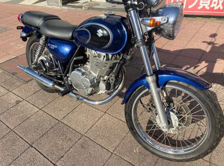 Мотоцикл Suzuki ST250E з пробігом 23922 km