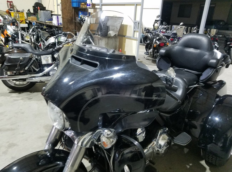 Мотоцикл HD ELECTRA GLIDE FLHTCU1690 TRIKE с пробегом 10287 km