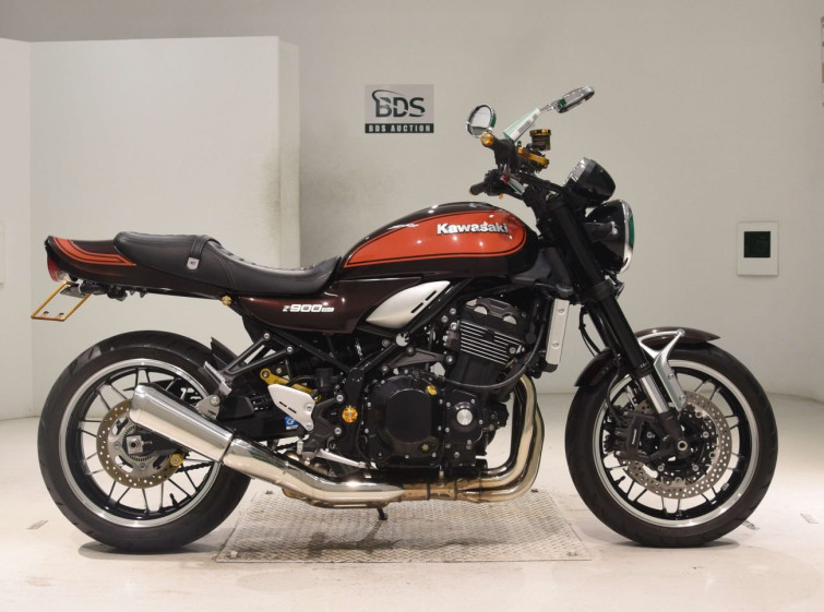 Мотоцикл Kawasaki Z900RS з пробігом 4704 km
