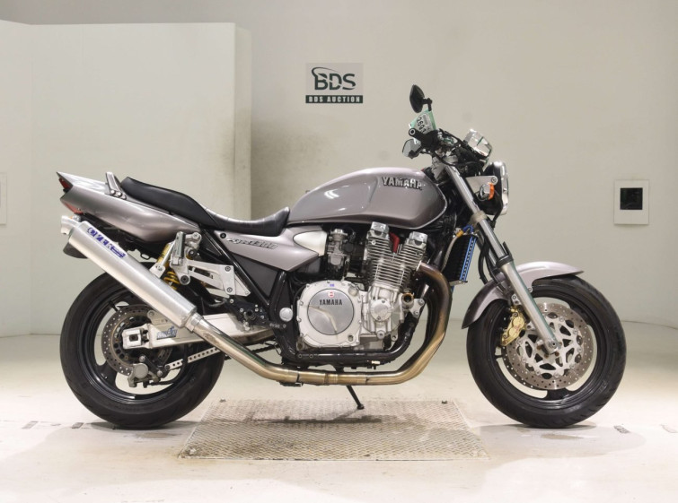 Мотоцикл Yamaha XJR1300 с пробегом 60994 km