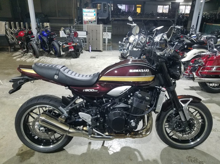 Мотоцикл Kawasaki Z900RS з пробігом 2699 km