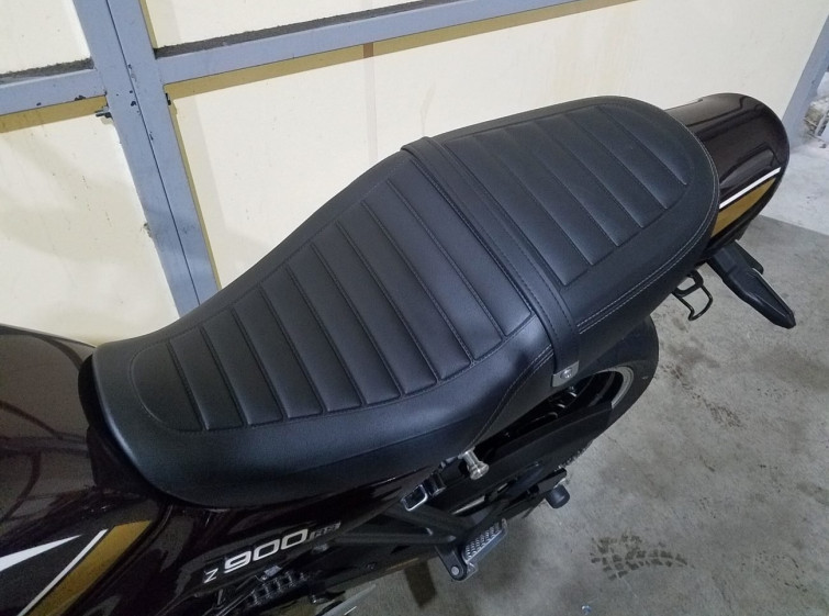 Мотоцикл Kawasaki Z900RS з пробігом 2699 km