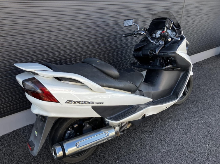 Мотоцикл Suzuki SKYWAVE 400 з пробігом 14942 km