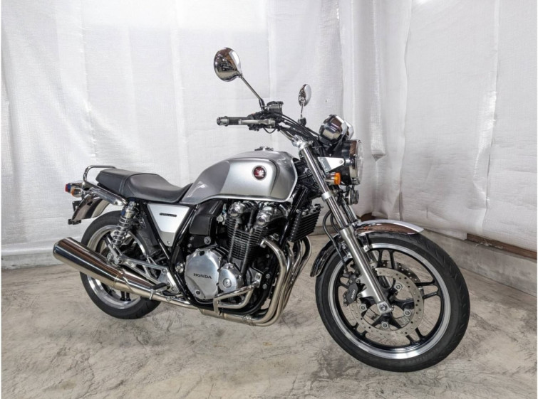 Мотоцикл Honda CB1100 з пробігом 34469 km