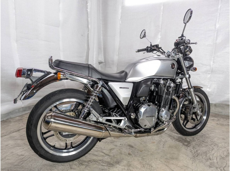 Мотоцикл Honda CB1100 з пробігом 34469 km