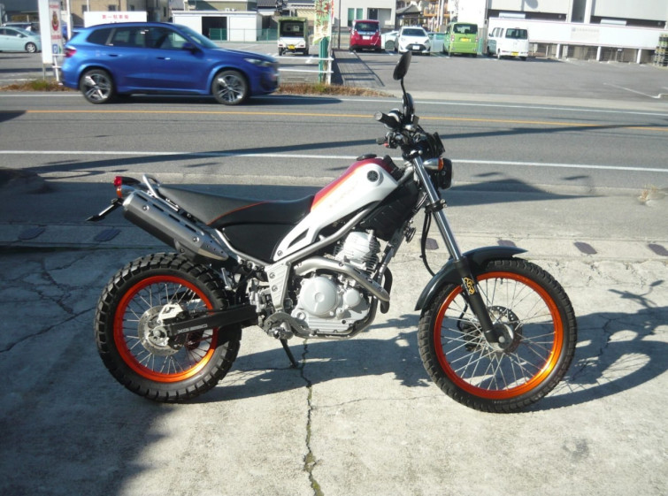 Мотоцикл Yamaha TRICKER з пробігом 170 km