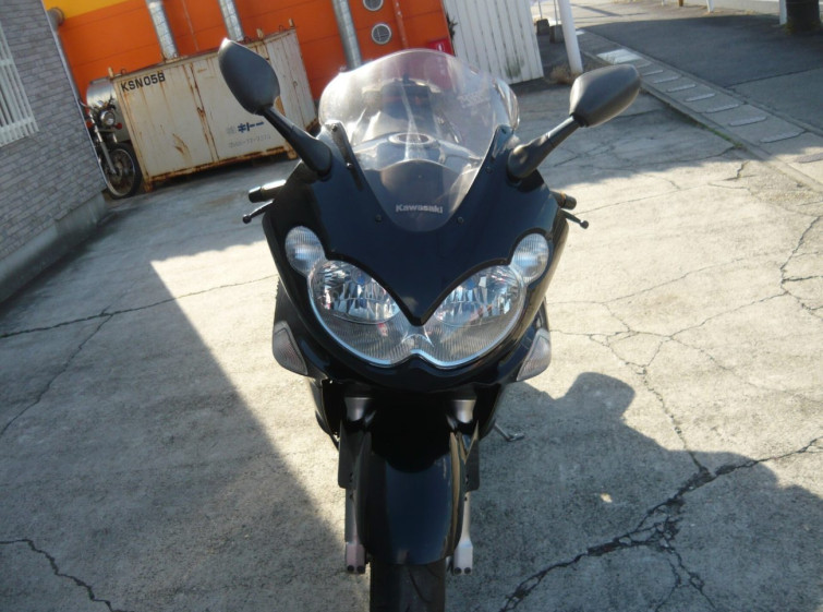 Мотоцикл Kawasaki ZZ-R1200 с пробегом 37544 km