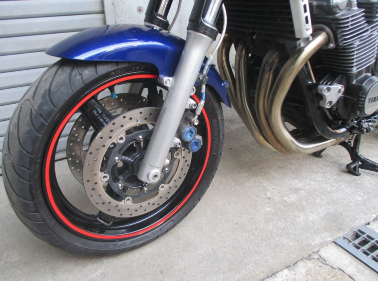 Мотоцикл Yamaha XJR1300 з пробігом 19766 km