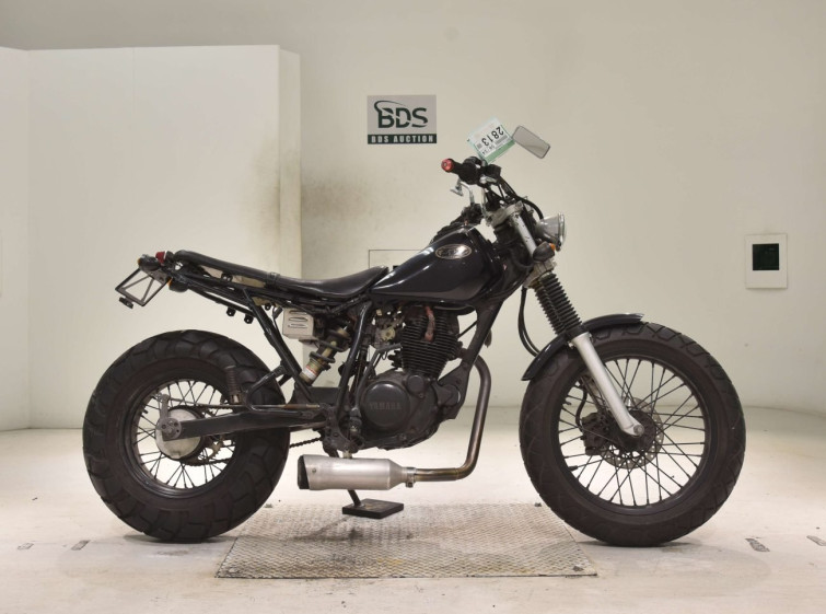 Мотоцикл Yamaha TW200E з пробігом 9249 km