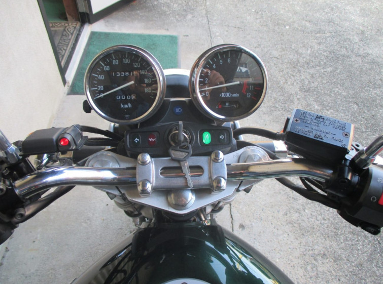 Мотоцикл Kawasaki ZEPHYR750 з пробігом 13381 km