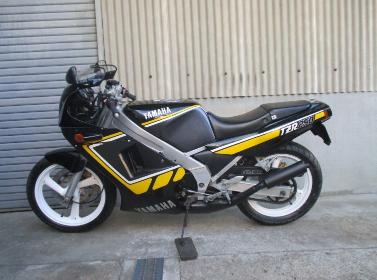 Мотоцикл Yamaha TZR250 с пробегом 6268 km