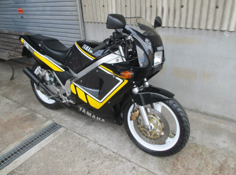 Мотоцикл Yamaha TZR250 с пробегом 6268 km