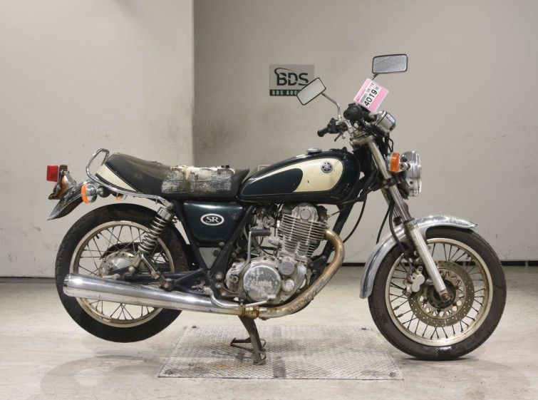 Мотоцикл Yamaha SR400 с пробегом 33483 km