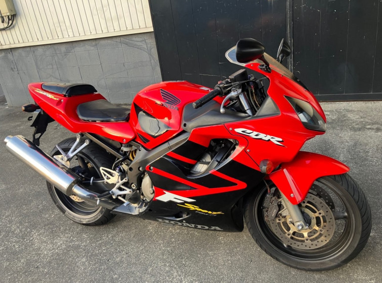 Мотоцикл Honda CBR600F з пробігом 22449 km