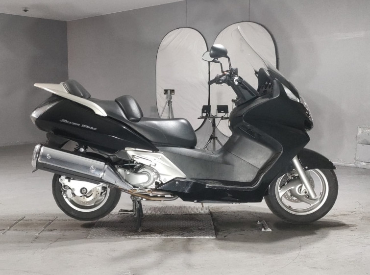 Мотоцикл Honda SILVERWING400 с пробегом 5061 km