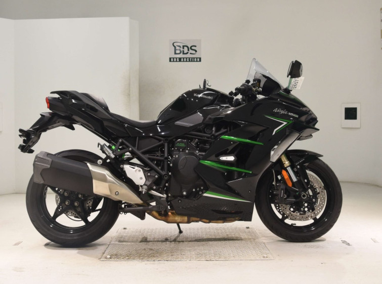 Мотоцикл Kawasaki NINJA H2 SX з пробігом 8462 km