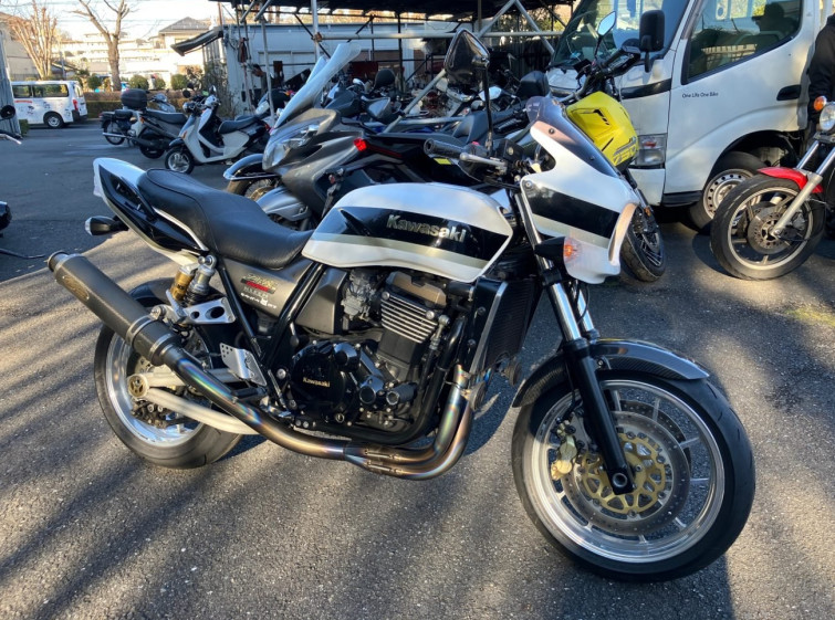 Мотоцикл Kawasaki ZRX1200R с пробегом 29660 km