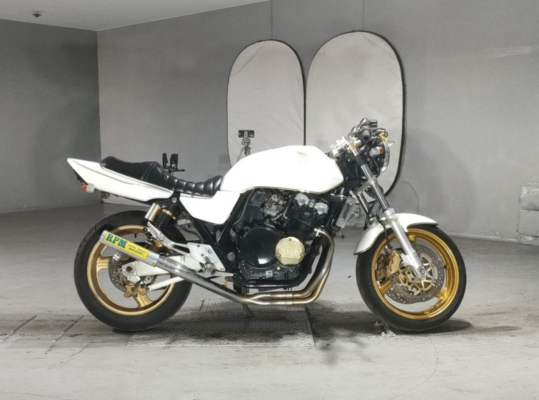 Мотоцикл Honda CB400SFV з пробігом 9219 km