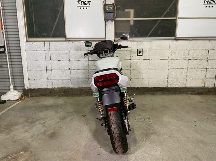 Мотоцикл Yamaha XJR400