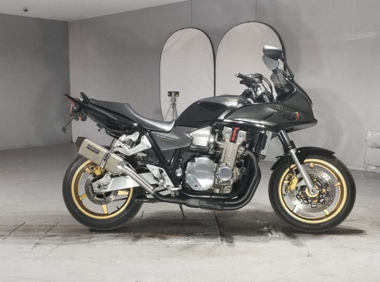 Мотоцикл Honda CB1300SF BOLDOR с пробегом 20477 km