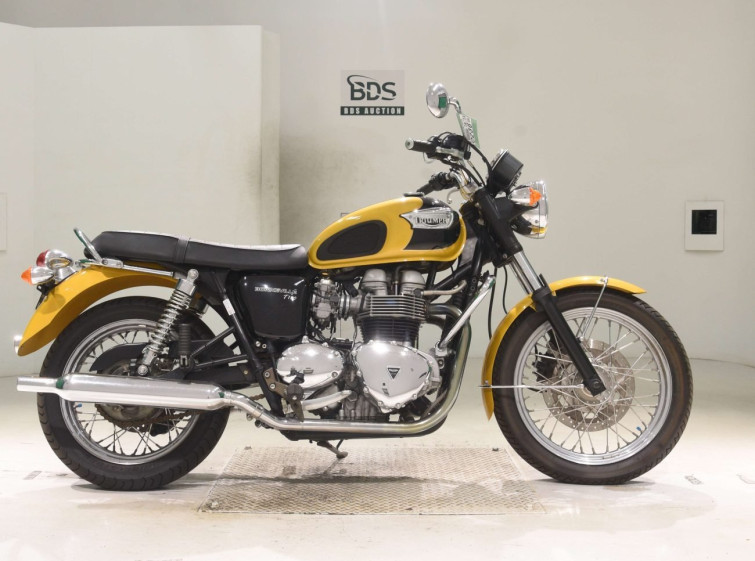 Мотоцикл Triumph BONNEVILLE T100 с пробегом 13864 km