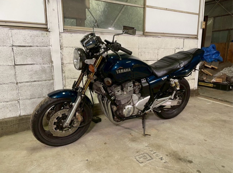 Мотоцикл Yamaha XJR400 з пробігом 27218 km