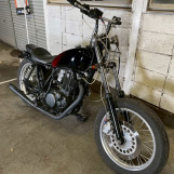 Мотоцикл Yamaha SR400 з пробігом 4393 km