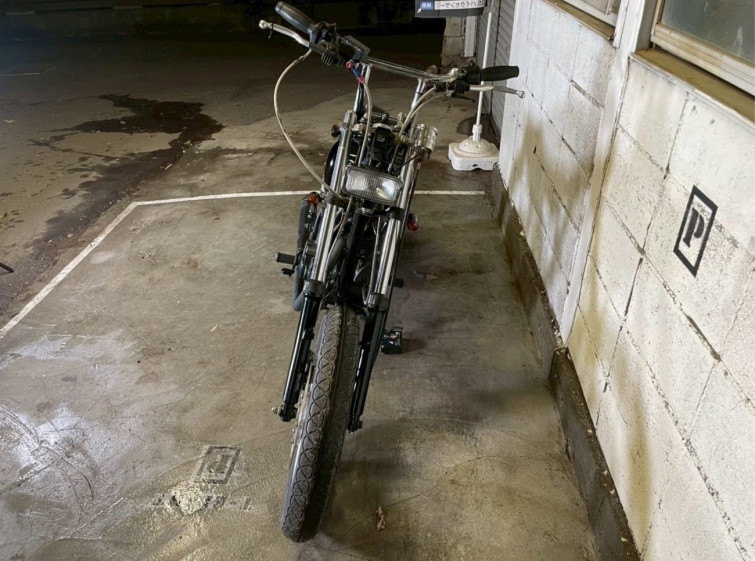 Мотоцикл Yamaha SR400 з пробігом 4393 km