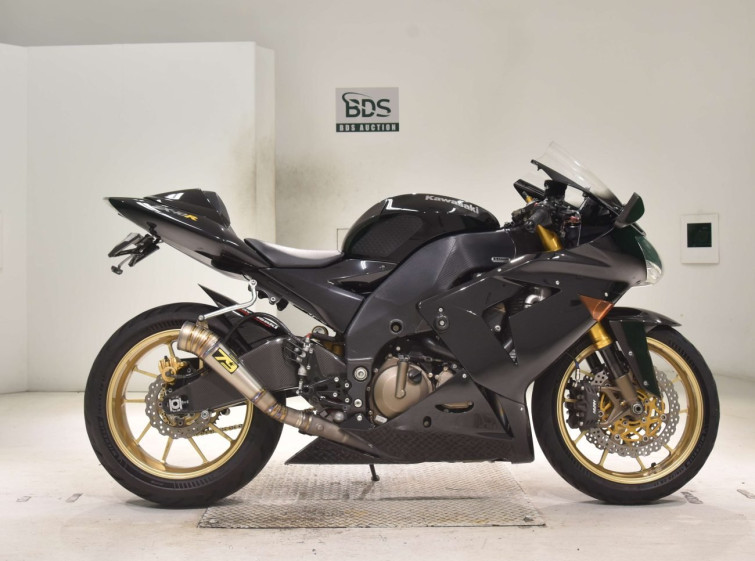 Мотоцикл Kawasaki NINJA ZX-10R с пробегом 61999 km