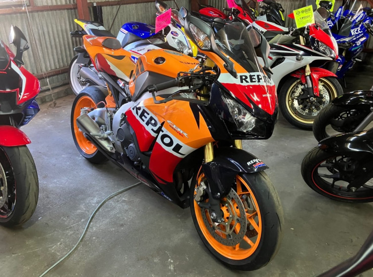 Мотоцикл Honda CBR1000RR з пробігом 22027 km