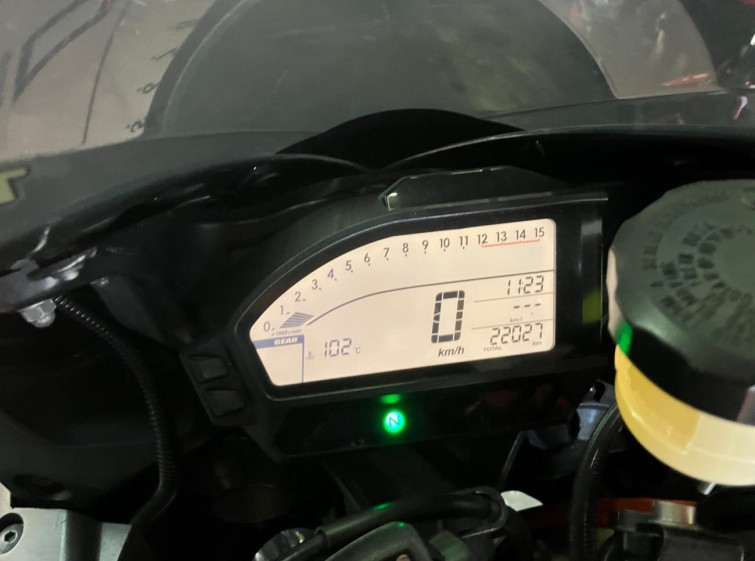 Мотоцикл Honda CBR1000RR з пробігом 22027 km