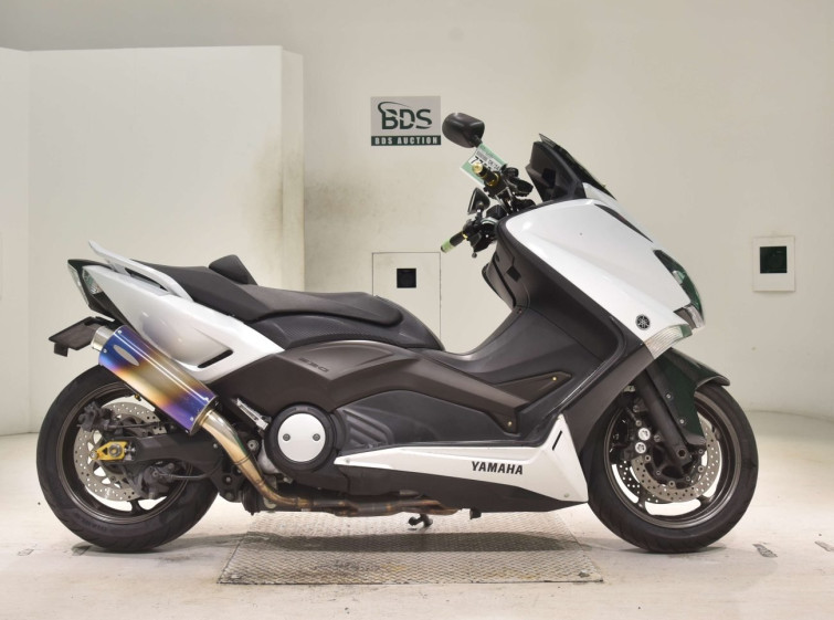 Мотоцикл Yamaha T-MAX530 с пробегом 23297 km