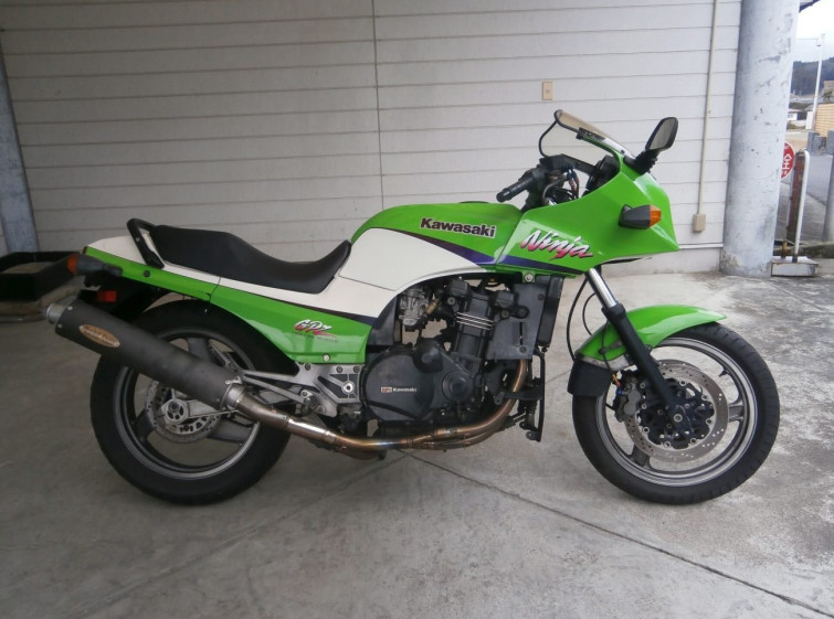 Мотоцикл Kawasaki GPZ900R з пробігом 31166 km
