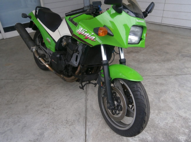 Мотоцикл Kawasaki GPZ900R з пробігом 31166 km
