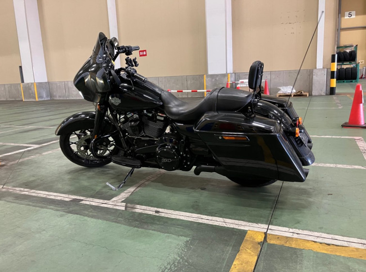 Мотоцикл HD SREET GLIDE FLHXS1690 з пробігом 20351 km