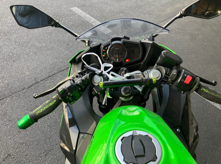Мотоцикл Kawasaki NINJA400KRT с пробегом 15736 km