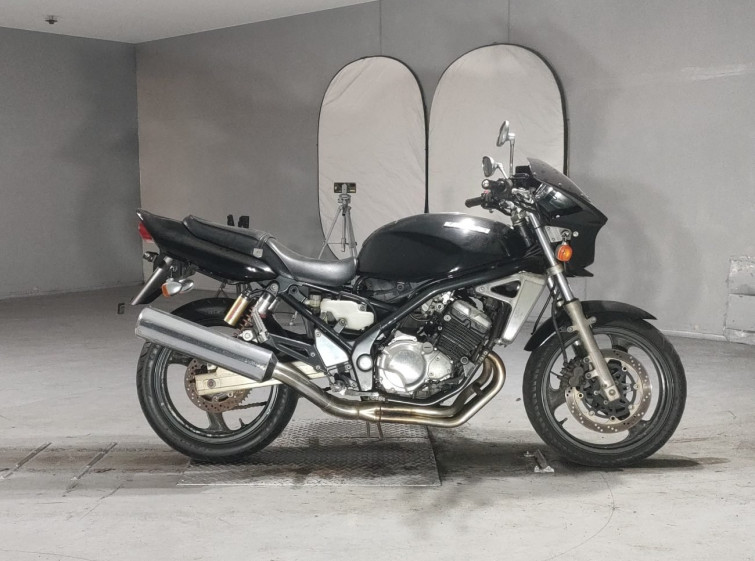 Мотоцикл Suzuki GSX250FX з пробігом 17435 km