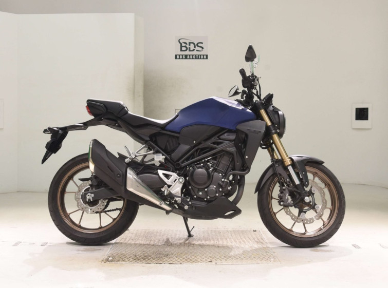 Мотоцикл Honda CB250RA з пробігом 7872 km