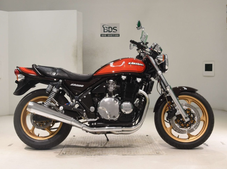 Мотоцикл Kawasaki ZEPHYR1100 з пробігом 17402 km