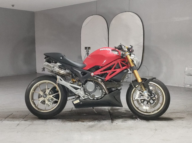 Мотоцикл Ducati MONSTER 1100S с пробегом 39445 km